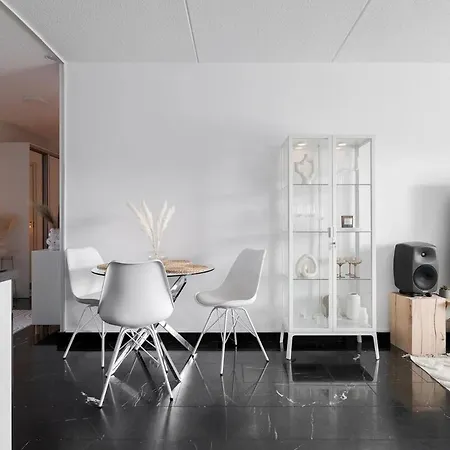 Apartamento Upea Kattohuoneisto! Sauna Ilmastointi Sekae 55