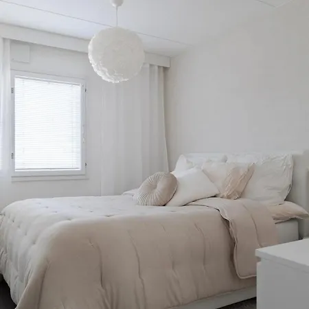 Apartamento Upea Kattohuoneisto! Sauna Ilmastointi Sekae 55