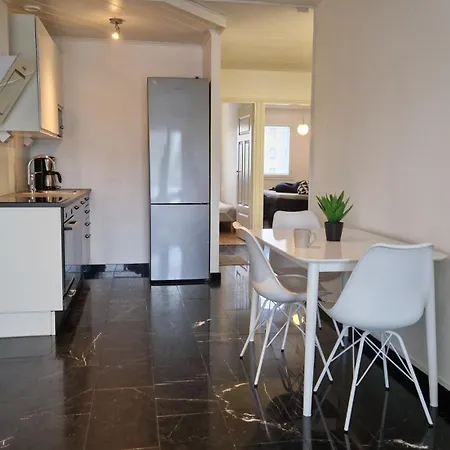 Apartamento Upea Kattohuoneisto! Sauna Ilmastointi Sekae 55