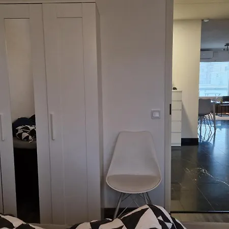 Upea Kattohuoneisto! Sauna Ilmastointi Sekae 55